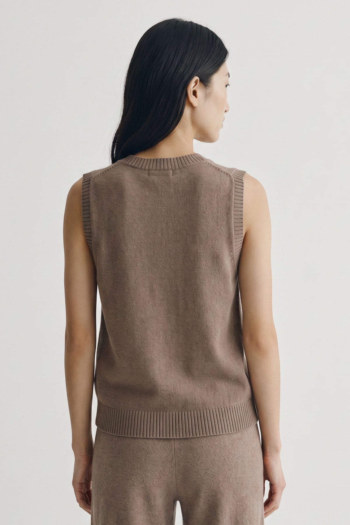 VENNY KNITTED VEST