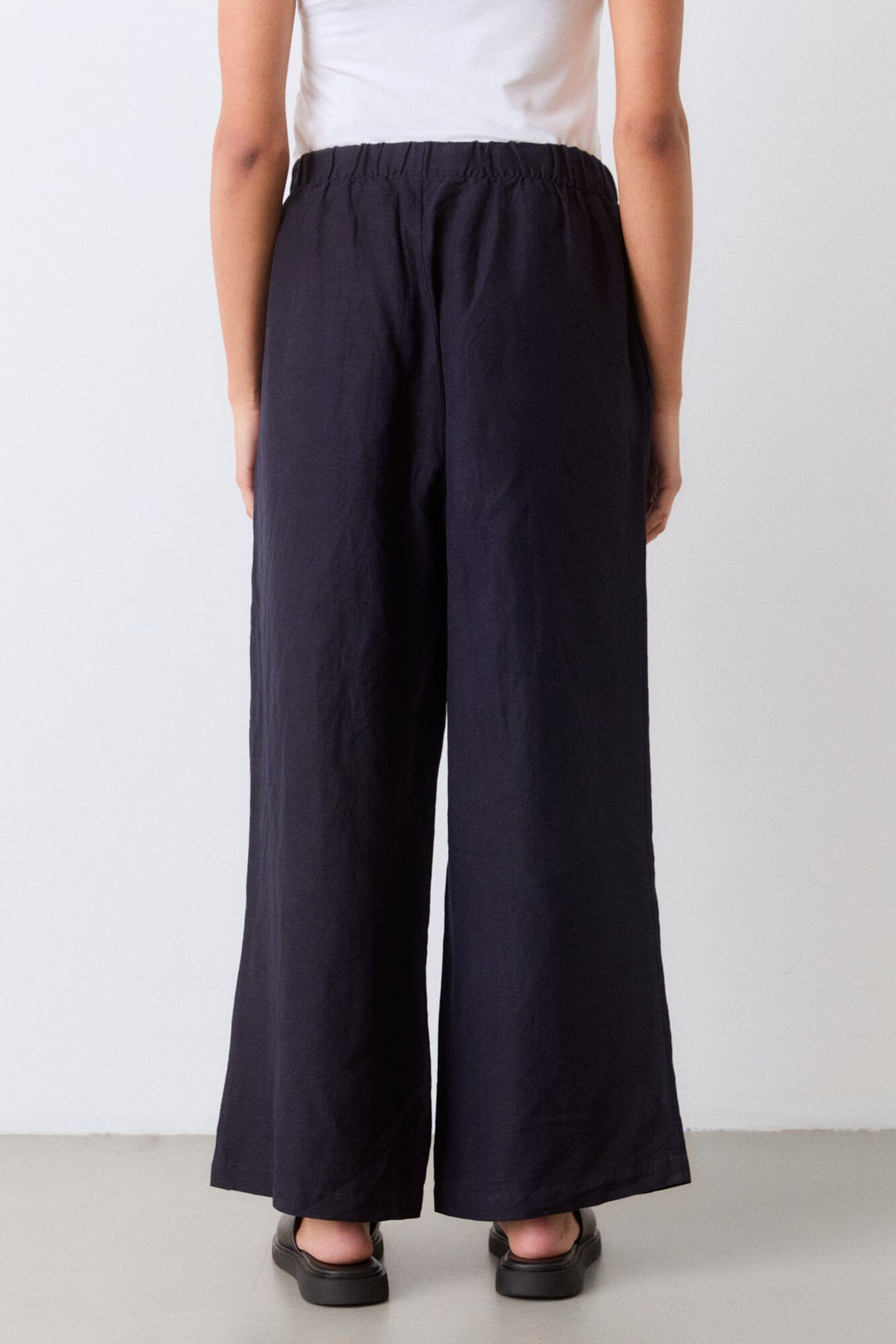 Loose Fit Linen Trousers – Movesgood
