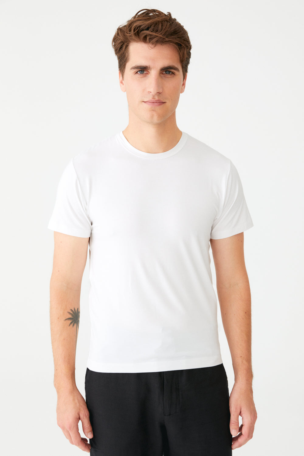 Classic T-Shirt – Movesgood
